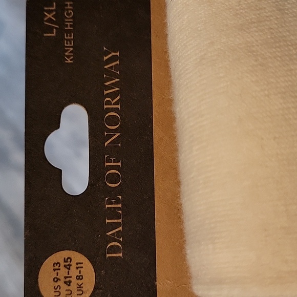 Dale of Norway Nordic Merino Wool Knee High Socks Arch Support Moisture Wicking - Picture 3 of 7